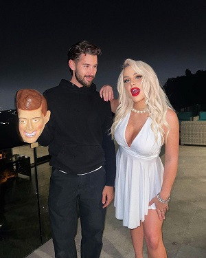 Tana Mongeau, Jeff Wittek (Source: Instagram - posted Oct 2022)